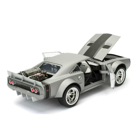 Jada Toys Dodge Charger 1:24 Fast and Furious 8 Dom's Ice Charger 98291 - Picture 2 of 8